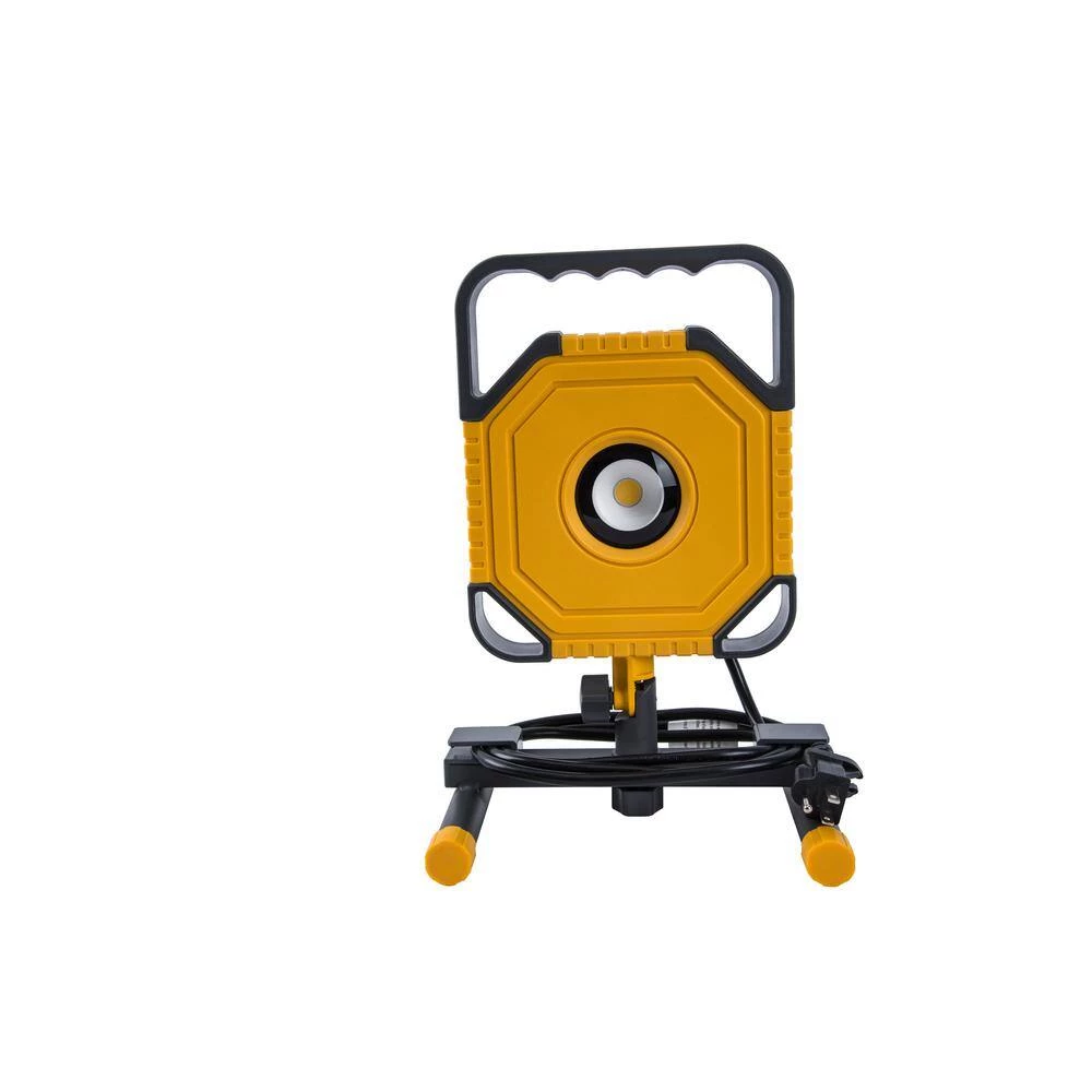 2500-Lumen Integrated Portable Work Light by LUTEC 4 2500-Lumen Integrated Portable Work Light by LUTEC - Image 2